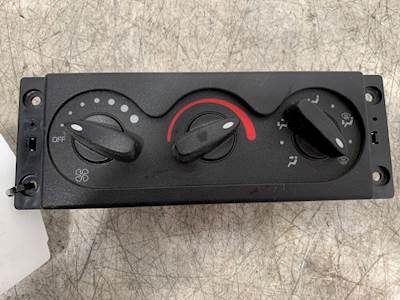 Used International 7400 Climate Control