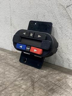 Used International LT625 Sleeper Climate Control