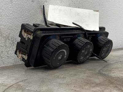 Used Kenworth T680 Climate Control