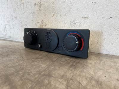 Used Kenworth T680 Sleeper Climate Control