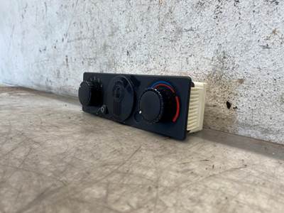 Used Kenworth T680 Sleeper Climate Control