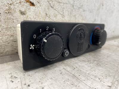 Used 2016 Kenworth T680 Sleeper Climate Control, Part # F211031