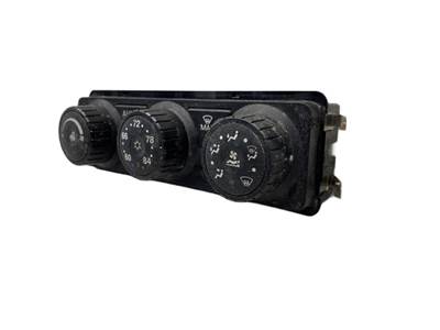 Used 2024 Kenworth T680 Dash Climate Control, Part # F21104720012