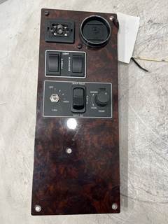 Used Kenworth T800 Sleeper Control Panel