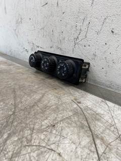 Used Kenworth T880 Climate Control