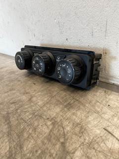 Used Kenworth T880 Climate Control