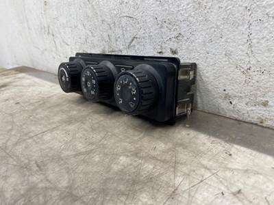 Used Kenworth T880 Climate Control