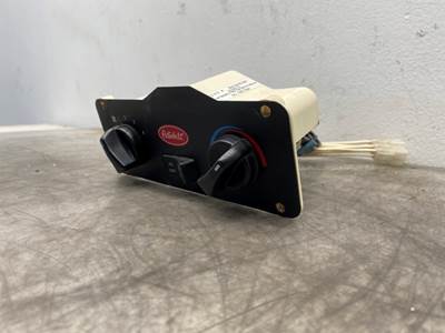 Used Peterbilt 386 Sleeper Climate Control