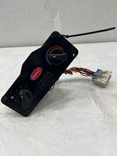 Used Peterbilt 387 Sleeper Climate Control