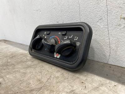 Used Western Star 4700 Climate Control