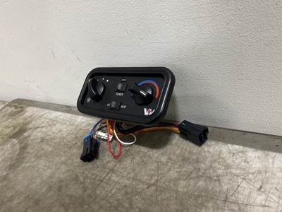 Used 2020 Western Star 5700XE Sleeper Heater/AC Climate Control, Part # 603033450