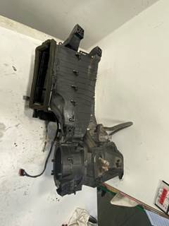 Used Freightliner Cascadia Main Heater Box