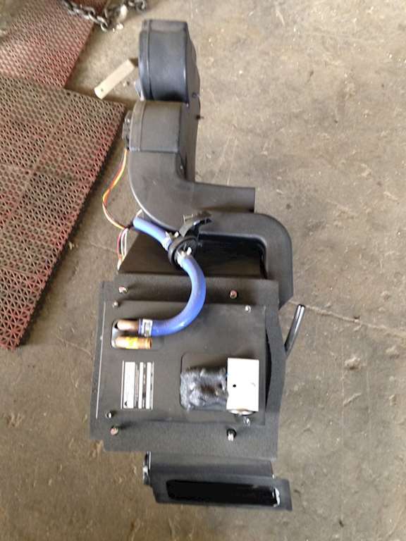 Genuine Western Star Under Bunk Heater And A C Unit 2272098004 Free Shipping For Sale Dorr MI 2272098004