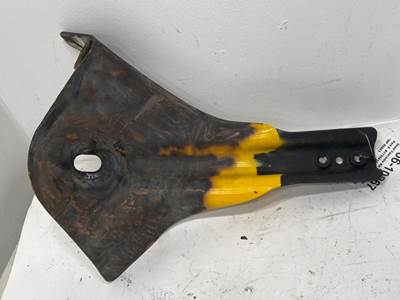 Used Freightliner Cascadia RH Hood Bracket