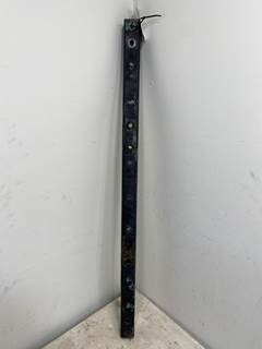 Used Kenworth T680 Front Bottom Hood Bracket