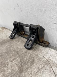 Used Freightliner Cascadia 126 Hood Hinge