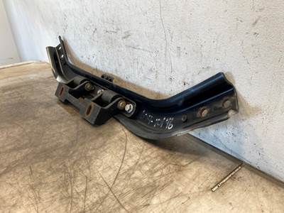 Used Freightliner Cascadia 126 Hood Hinge