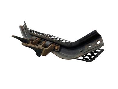 Used Freightliner Cascadia 126 Hood Hinge