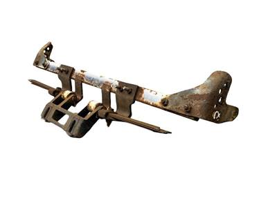 Used Freightliner Columbia Hood Hinge