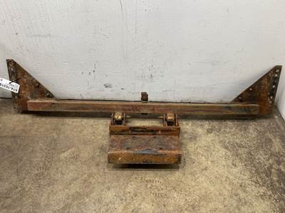 Used International 9900I Hood Hinge