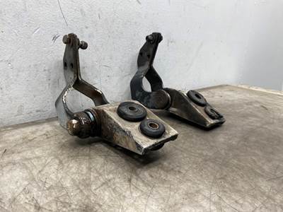 Used Kenworth T600 Hood Hinge