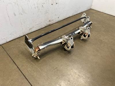 Used Kenworth T680 Hood Hinge