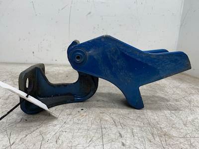 Used Peterbilt 587 RH Hood Hinge