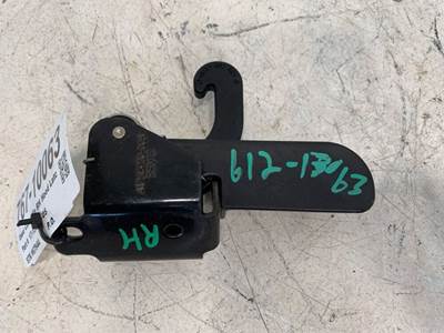 Used Freightliner Cascadia RH Hood Latch