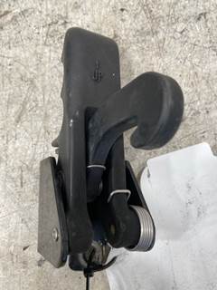 RH Hood Latch - Used Freightliner Cascadia