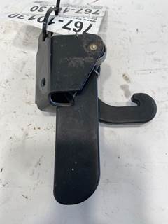 Used Freightliner Cascadia RH Hood Latch