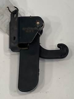 Used Freightliner Cascadia RH Hood Latch