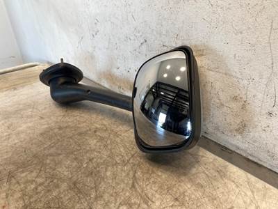 Used Freightliner Cascadia 126 RH Hood Mirror
