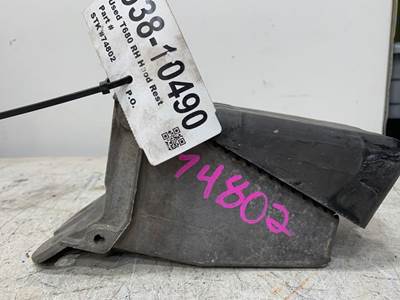 Used Kenworth T680 RH Hood Rest