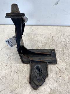 Used Western Star 5700XE RH Hood Rest