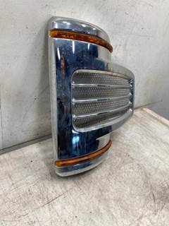 Used Freightliner 122SD Hood Side Vent (Either Side)