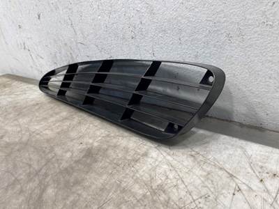 Used International MV LH Hood Side Vent