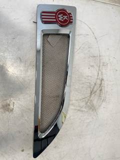 Used Kenworth T680 RH Hood Side Vent