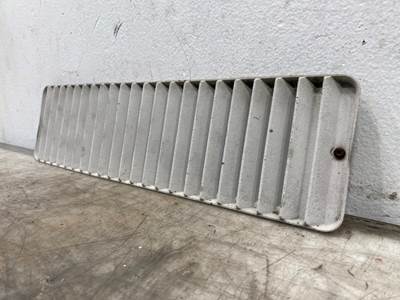 Used Mack CH612 RH Hood Side Vent