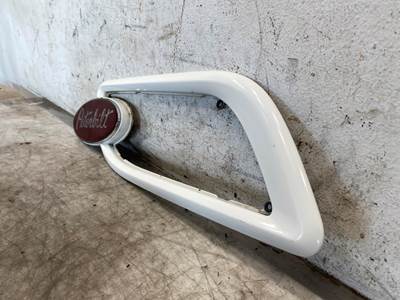 Used Peterbilt 386 RH Hood Side Vent