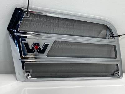 Used Western Star 5700 RH Hood Side Vent