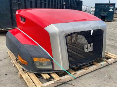 Used Caterpillar CT660 Hood