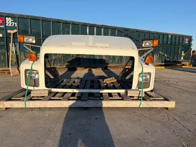 Used Chevrolet 7000 Hood