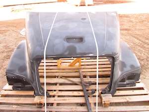 NTO Freightliner Century Class 112 Hood Shell (Blemished)