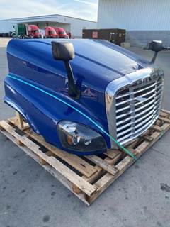 Used Freightliner Cascadia 125 Hood