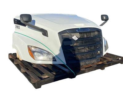 Used Freightliner Cascadia 126 Hood