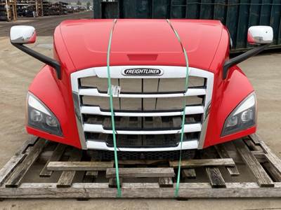 Used Freightliner Cascadia 126 Hood
