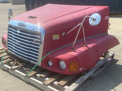 Used Freightliner CST 120 Hood