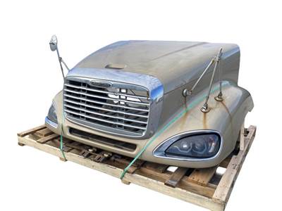Used Freightliner Columbia Hood