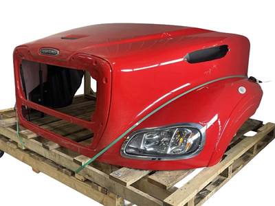 NTO Freightliner Business Class M2 112 Red Hood Shell w/Headlights