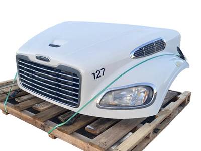 Used Freightliner Business Class M2 Hood